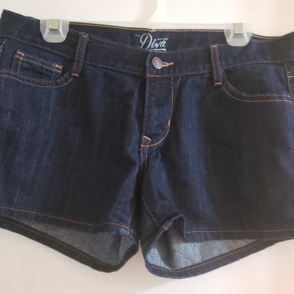 Diva 3" Denim Shorts
